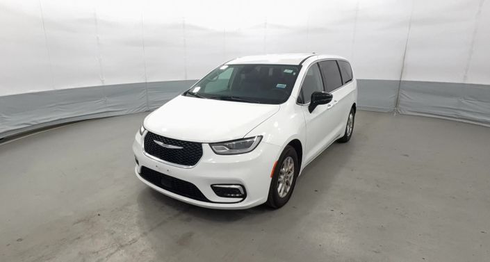 Thumbnail: 2024 Chrysler Pacifica - 1