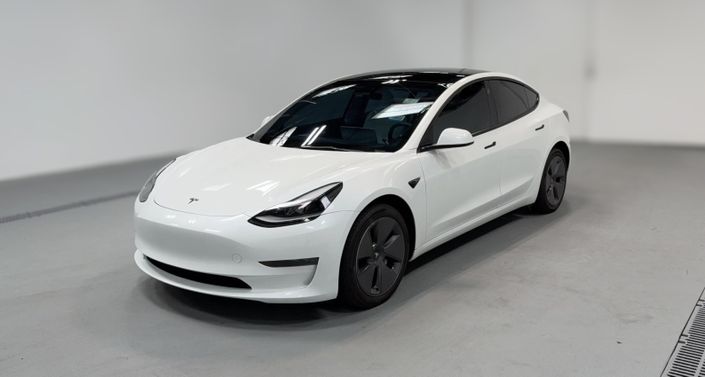 Thumbnail: 2023 Tesla Model 3 - 1
