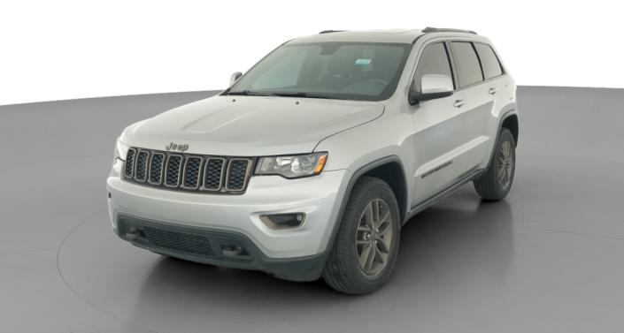 Thumbnail: 2017 Jeep Grand Cherokee - 1