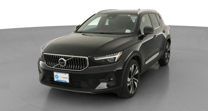 Thumbnail: 2023 Volvo XC40 - 1
