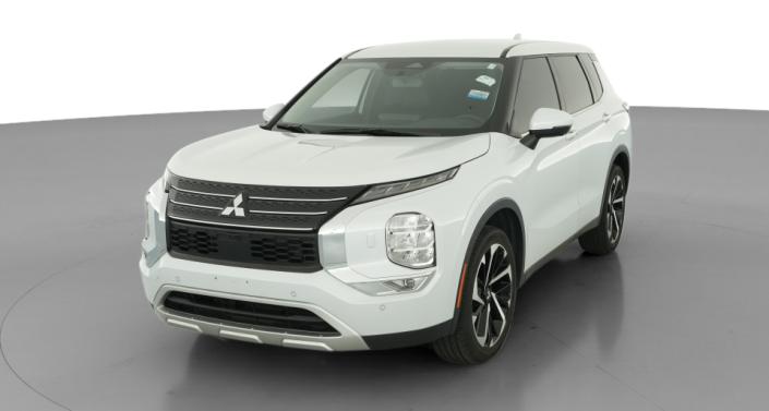 Thumbnail: 2023 Mitsubishi Outlander - 1