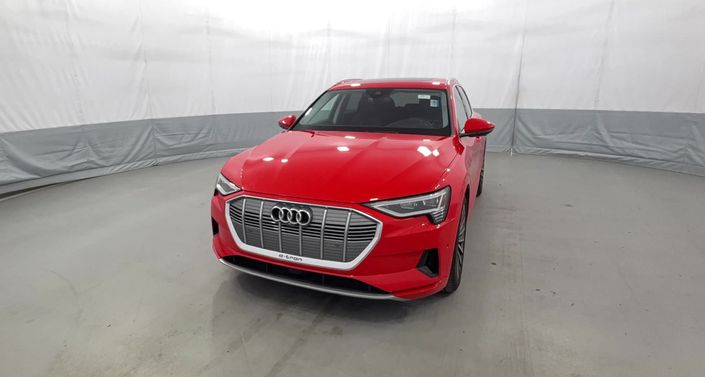 2019 Audi e-tron Prestige -
                  Akron, NY