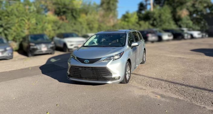 2025 Toyota Sienna XLE -
                  Denver, CO