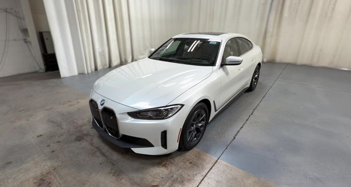 Thumbnail: 2023 BMW i4 - 1