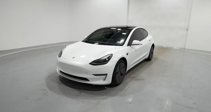 Thumbnail: 2023 Tesla Model 3 - 1