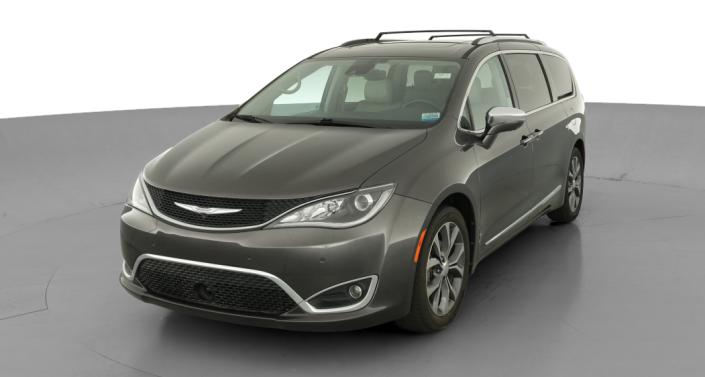 Thumbnail: 2017 Chrysler Pacifica - 1