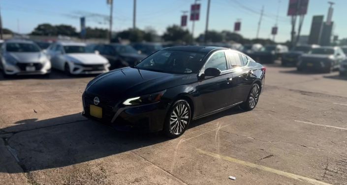 Thumbnail: 2026 Nissan Altima - 1