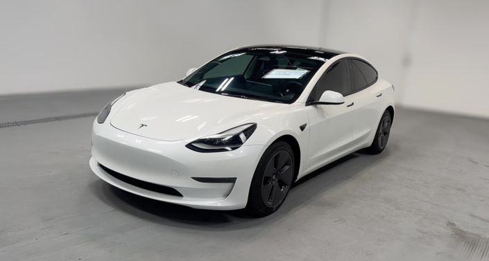 Thumbnail: 2023 Tesla Model 3 - 1
