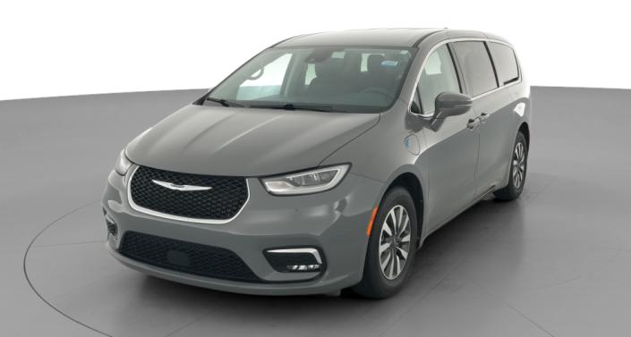 Thumbnail: 2022 Chrysler Pacifica - 1