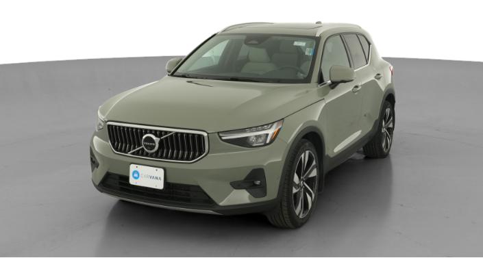 2023 Volvo XC40 B5 Plus -
                  Beverly, NJ