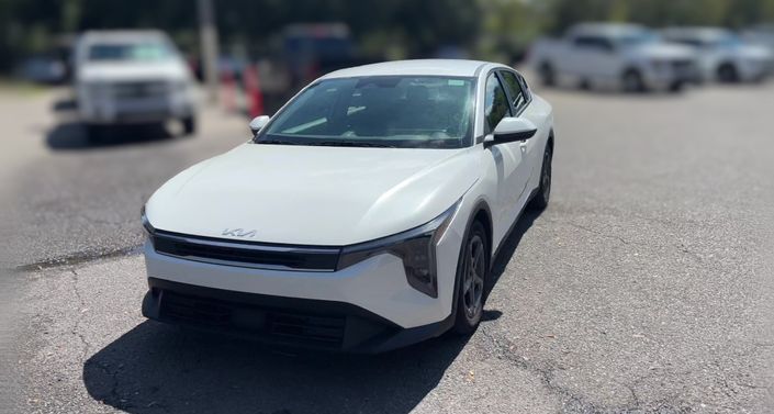 Thumbnail: 2026 Kia K4 - 1