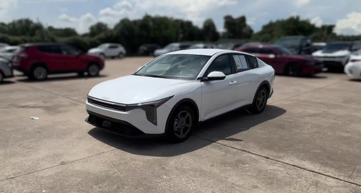 Thumbnail: 2026 Kia K4 - 1