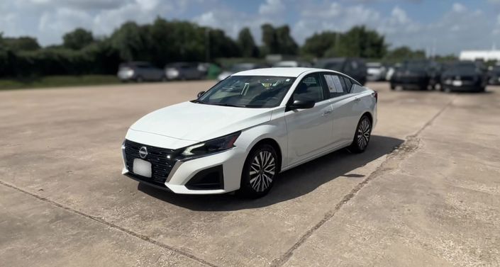 Thumbnail: 2025 Nissan Altima - 1