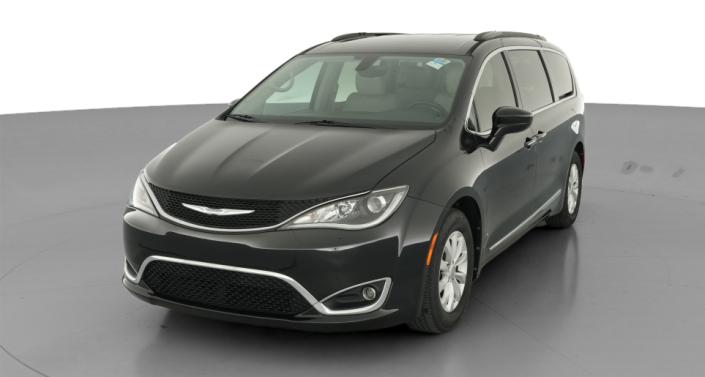 Thumbnail: 2017 Chrysler Pacifica - 1