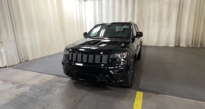 Thumbnail: 2019 Jeep Grand Cherokee - 1
