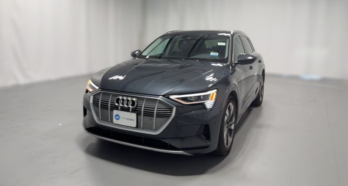 2022 Audi e-tron Premium Plus -
                  Elgin, IL