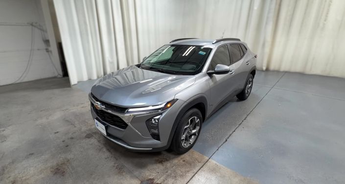 Thumbnail: 2025 Chevrolet Trax - 1