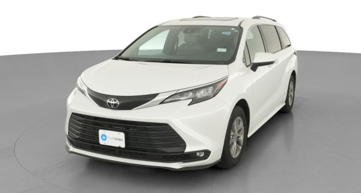 Thumbnail: 2026 Toyota Sienna - 1
