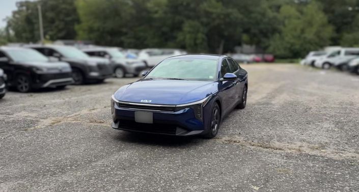 Thumbnail: 2025 Kia K4 - 1