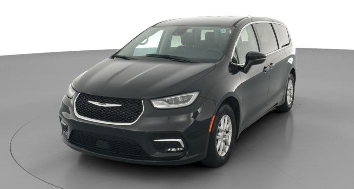 Thumbnail: 2023 Chrysler Pacifica - 1