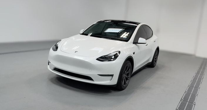 Thumbnail: 2025 Tesla Model Y - 1