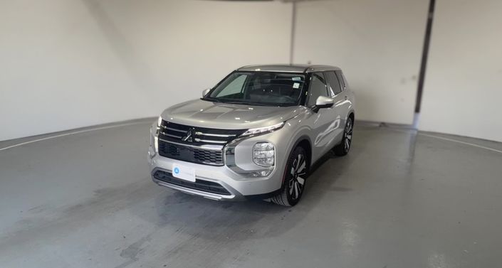 Thumbnail: 2025 Mitsubishi Outlander - 1
