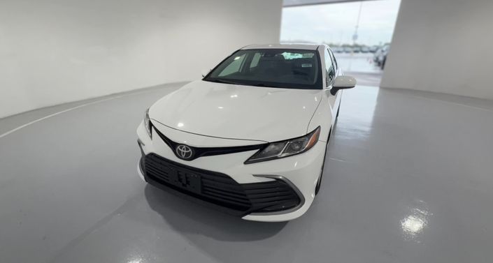 Thumbnail: 2022 Toyota Camry - 1