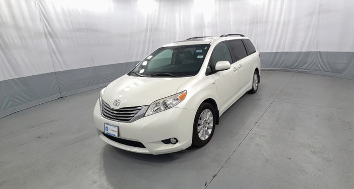 Thumbnail: 2016 Toyota Sienna - 1