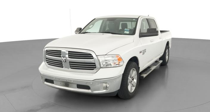 Thumbnail: 2019 RAM 1500 Classic - 1