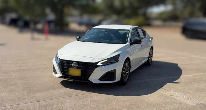 Thumbnail: 2025 Nissan Altima - 1