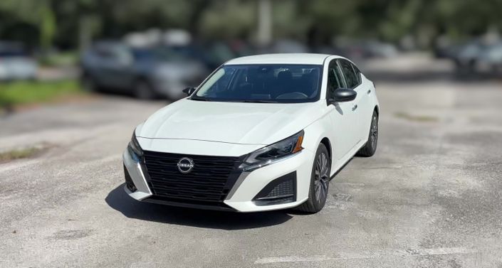 Thumbnail: 2025 Nissan Altima - 1