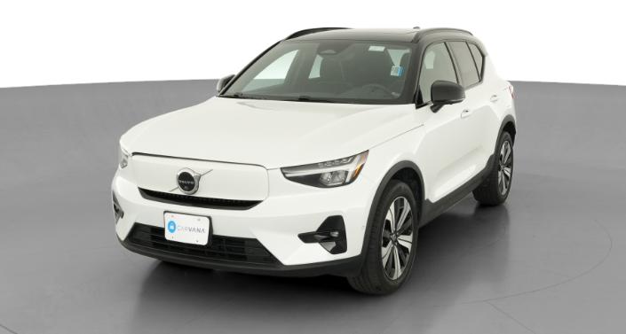 Thumbnail: 2023 Volvo XC40 - 1