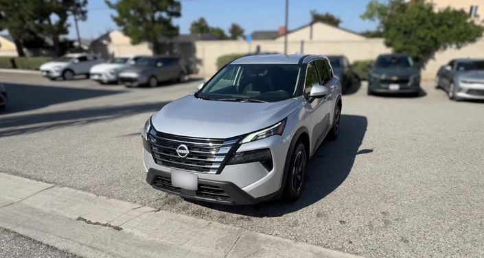 Thumbnail: 2025 Nissan Rogue - 1