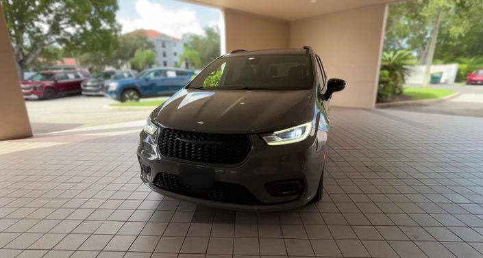 Thumbnail: 2025 Chrysler Pacifica - 1