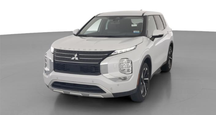 Thumbnail: 2023 Mitsubishi Outlander - 1