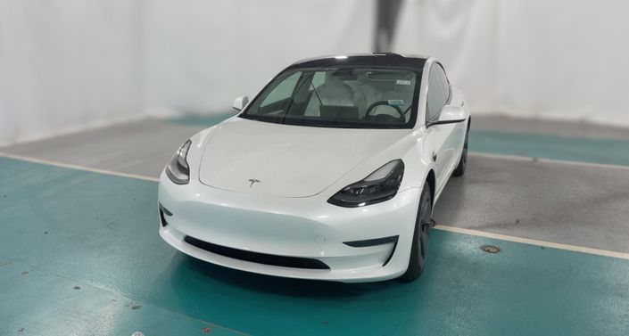 Thumbnail: 2023 Tesla Model 3 - 1