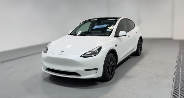 Thumbnail: 2023 Tesla Model Y - 1