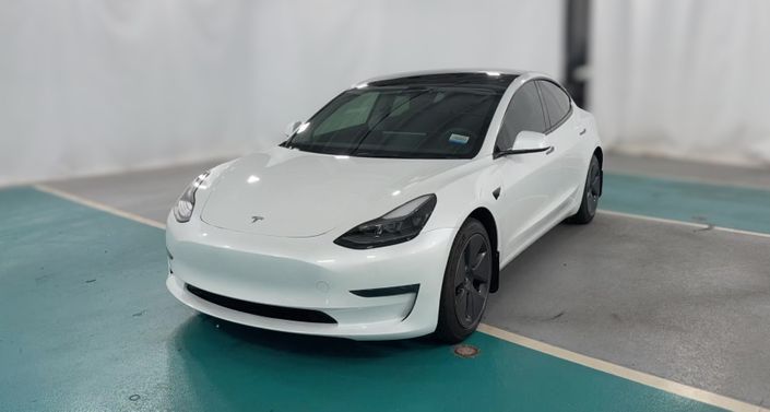 Thumbnail: 2023 Tesla Model 3 - 1