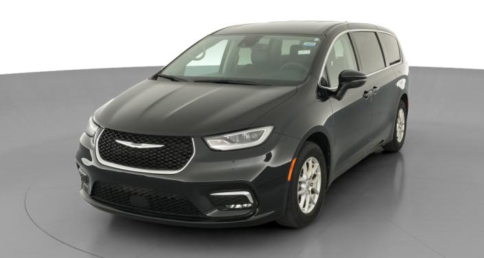 Thumbnail: 2023 Chrysler Pacifica - 1