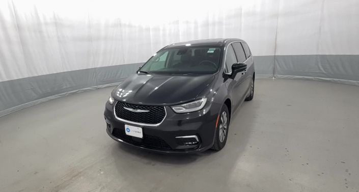 2023 Chrysler Pacifica Hybrid Touring L -
                  Akron, NY
