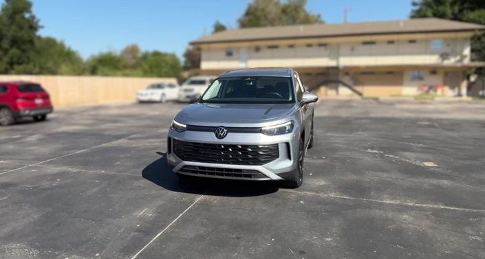 Thumbnail: 2026 Volkswagen Tiguan - 1