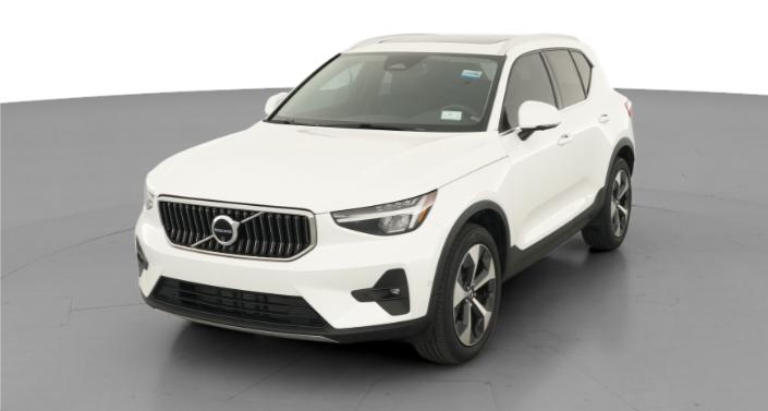 Thumbnail: 2024 Volvo XC40 - 1
