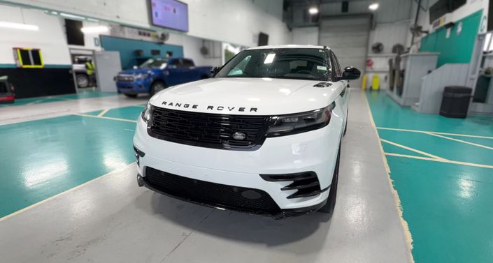 Thumbnail: 2025 Land Rover Range Rover Velar - 1