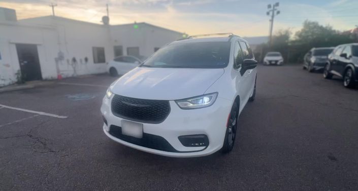 Thumbnail: 2025 Chrysler Pacifica - 1