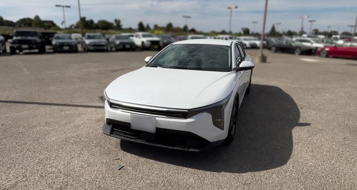 Thumbnail: 2026 Kia K4 - 1