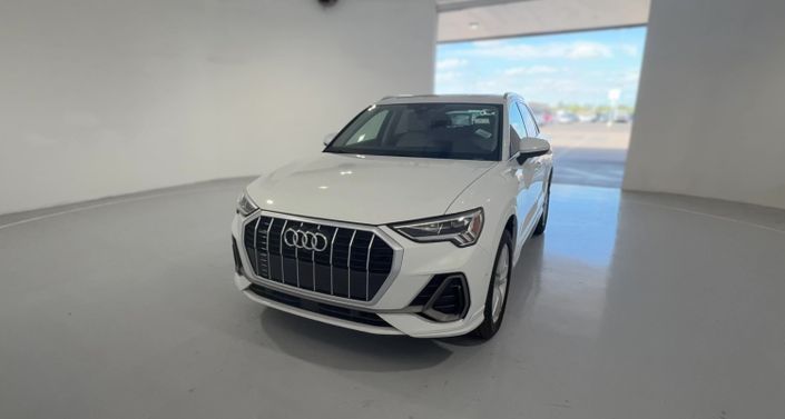 Thumbnail: 2021 Audi Q3 - 1