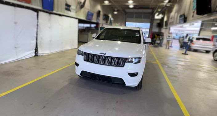 Thumbnail: 2022 Jeep Grand Cherokee - 1