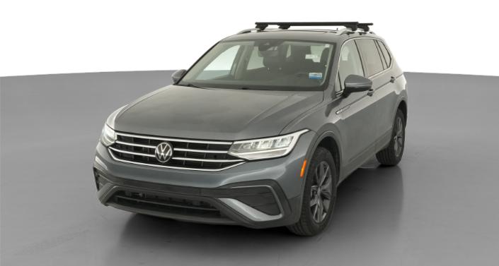Thumbnail: 2022 Volkswagen Tiguan - 1