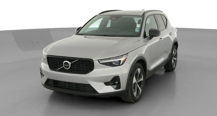 Thumbnail: 2026 Volvo XC40 - 1