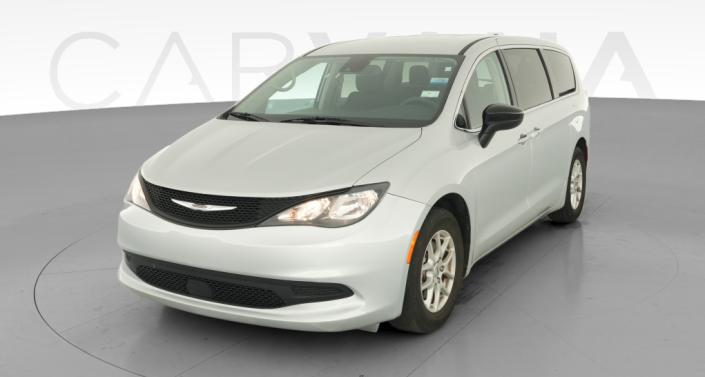 2024 Chrysler Voyager